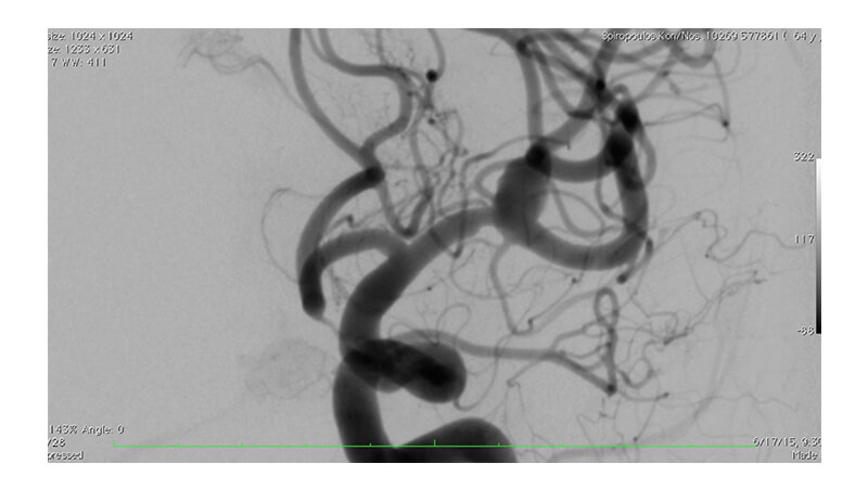peristatiko 9 Page 3